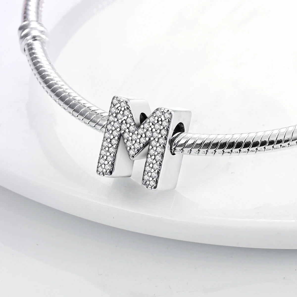 Charm alfabeto M | Argento 925 | Compatibile con Pandora